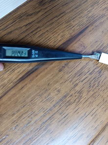 測電筆測手機充電口為何顯示高電壓？探究安全用電的奧秘